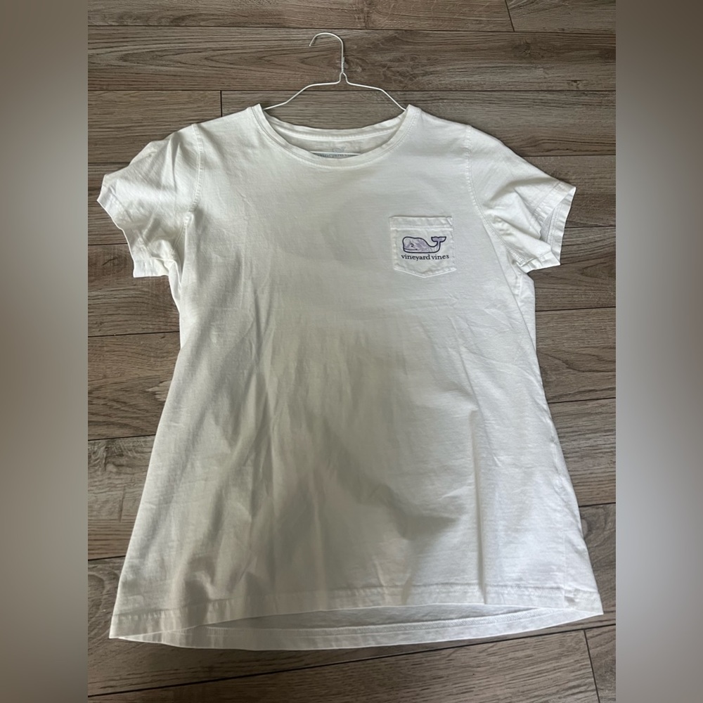 Vineyard vines tshirt